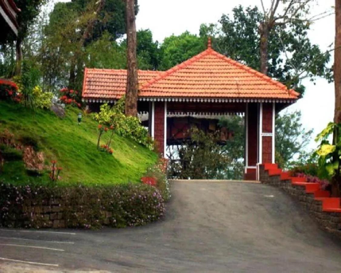 The Porcupine Castle Resort Madikeri Buitenkant foto